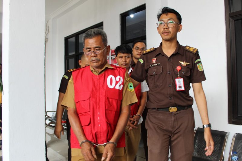 Dana Desa Disulap Jadi Duit Pribadi, Kades Gunungaci dan Kaur Keuangan Ditahan!